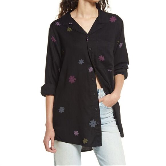 NWOT BP. Black Digi Ditsy Oversized Button Up Top with Floral Print Size M